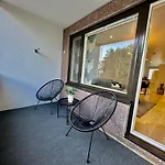 Elegant With Sauna In The Center *