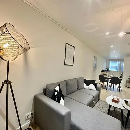 Elegant With Sauna In The Center Апартаменты *