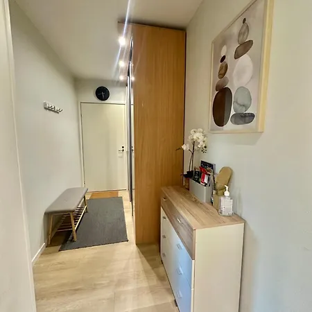 Elegant With Sauna In The Center *