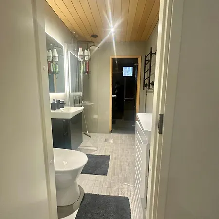 Elegant With Sauna In The Center *